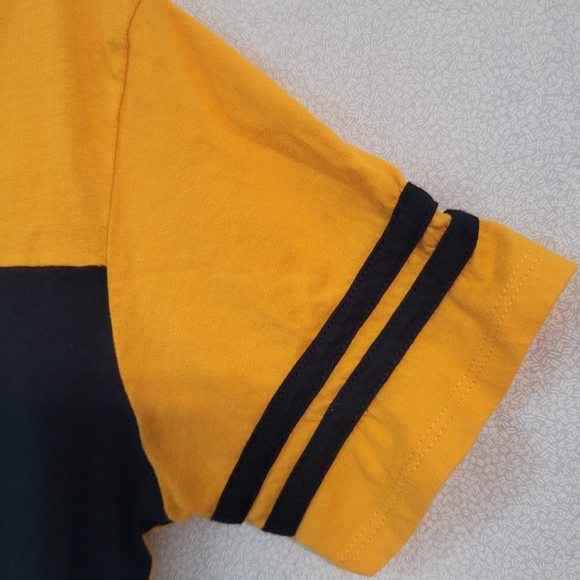 Crosby Pittsburgh Penguins Womens Small V-Neck Shirt - Picture 4 of 9